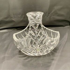 Vintage crystal cut 24% lead basket with handle trinket candy dish